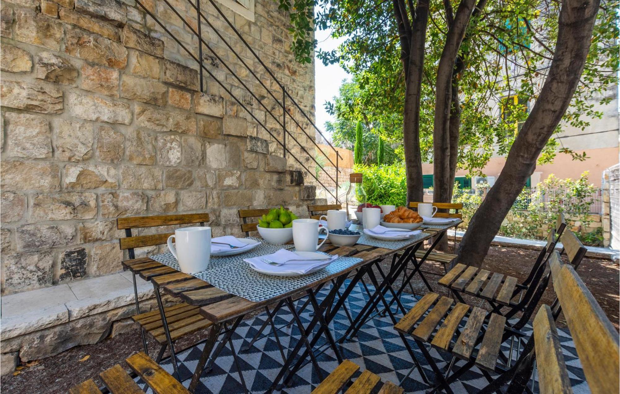Stunning Home In Split With Outdoor Swimming Pool Extérieur photo